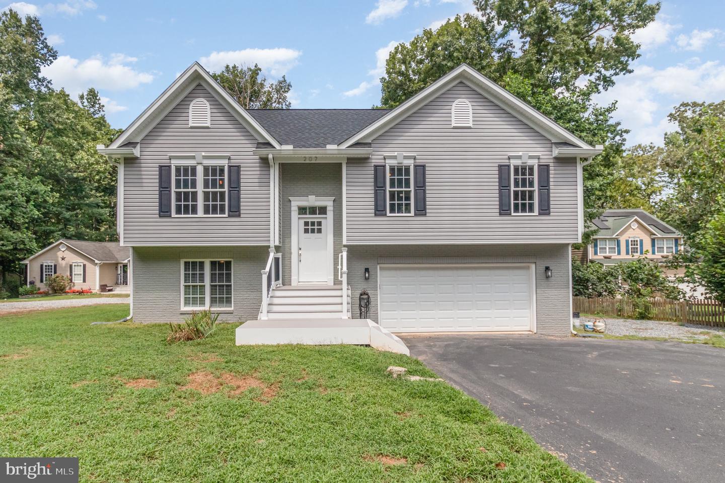 207 ESTATE DR, RUTHER GLEN, Virginia 22546, 3 Bedrooms Bedrooms, ,3 BathroomsBathrooms,Residential,For sale,207 ESTATE DR,VACV2008646 MLS # VACV2008646