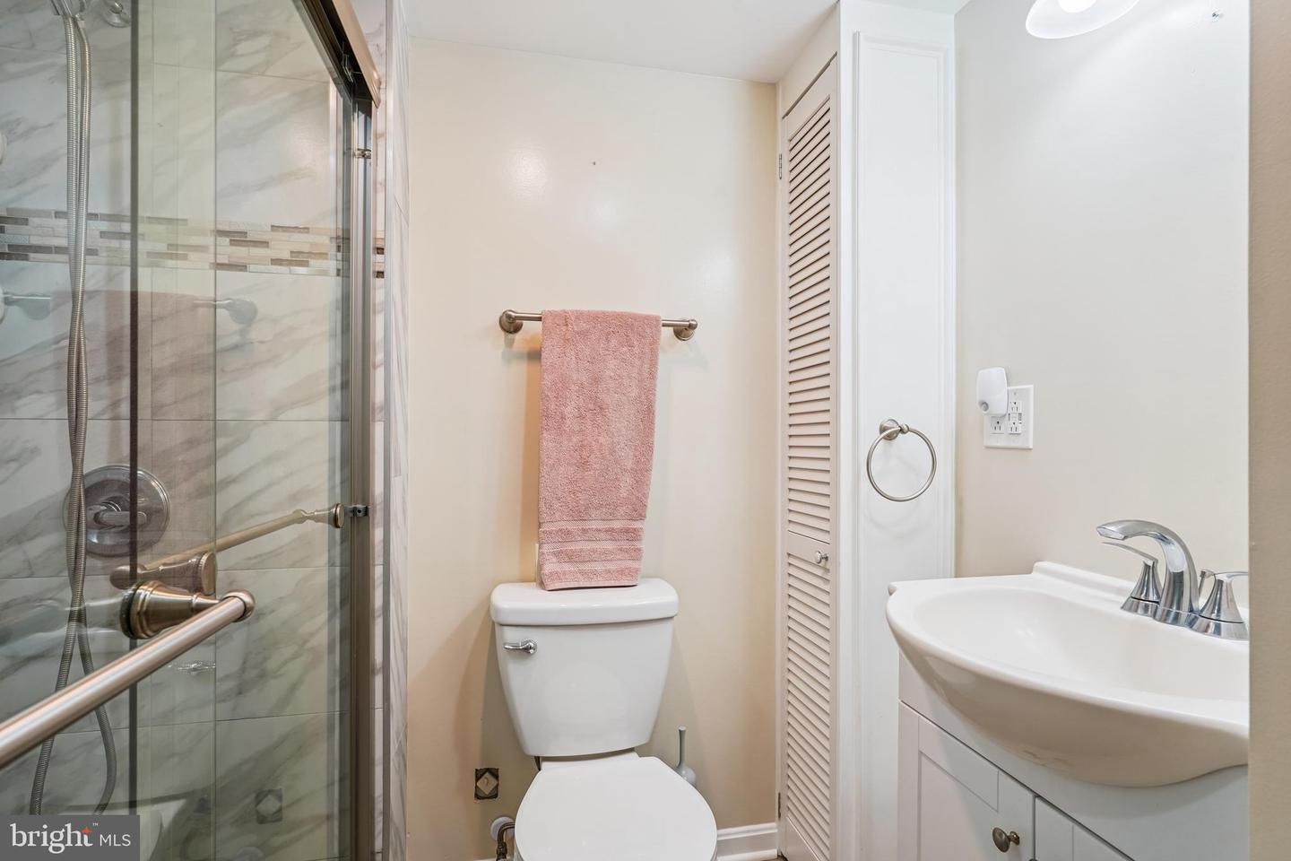 4614 KLING DR, ALEXANDRIA, Virginia 22312, 4 Bedrooms Bedrooms, ,4 BathroomsBathrooms,Residential,For sale,4614 KLING DR,VAFX2260036 MLS # VAFX2260036