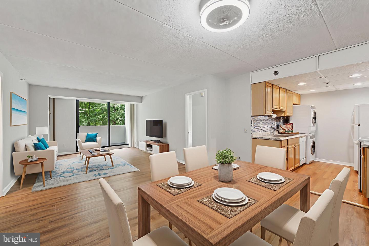 5911 EDSALL RD #403, ALEXANDRIA, Virginia 22304, 2 Bedrooms Bedrooms, ,2 BathroomsBathrooms,Residential,For sale,5911 EDSALL RD #403,VAAX2048370 MLS # VAAX2048370