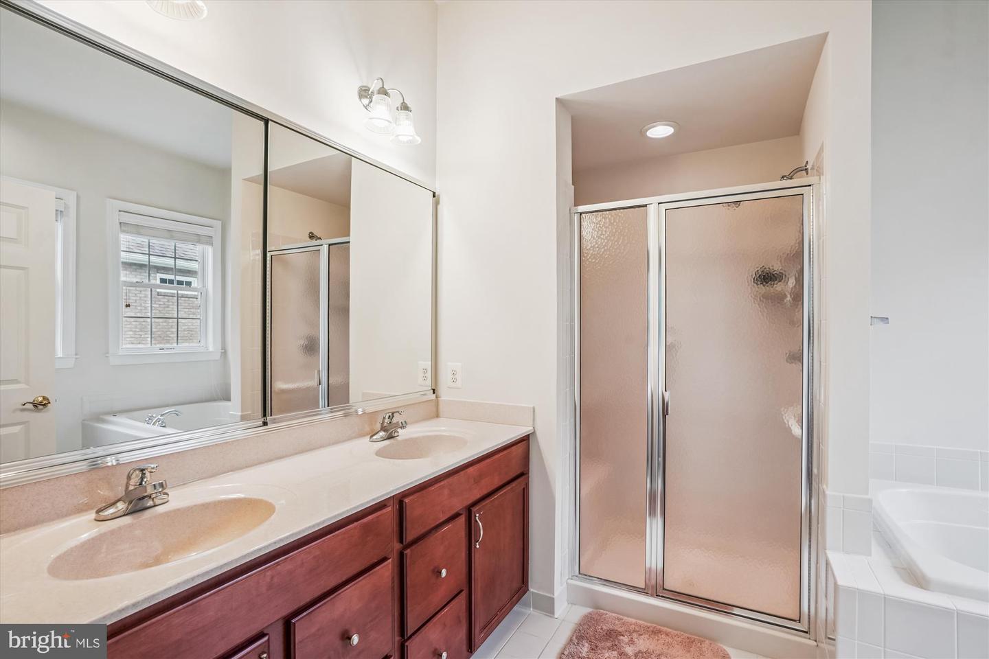15463 LEGACY WAY, HAYMARKET, Virginia 20169, 3 Bedrooms Bedrooms, 13 Rooms Rooms,3 BathroomsBathrooms,Residential,For sale,15463 LEGACY WAY,VAPW2101084 MLS # VAPW2101084