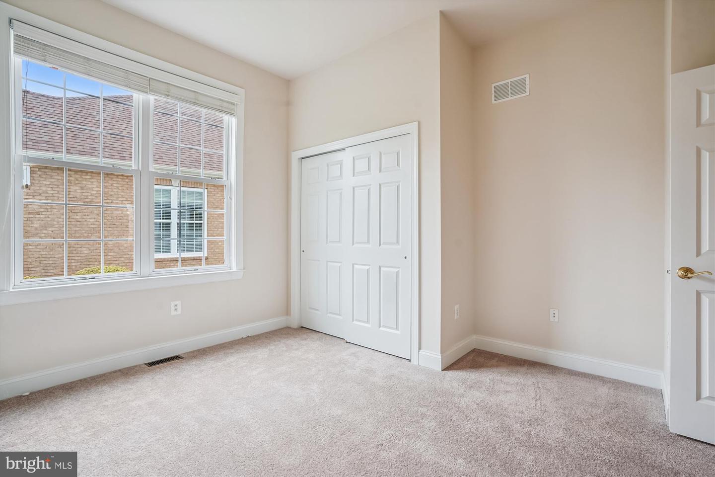 15463 LEGACY WAY, HAYMARKET, Virginia 20169, 3 Bedrooms Bedrooms, 13 Rooms Rooms,3 BathroomsBathrooms,Residential,For sale,15463 LEGACY WAY,VAPW2101084 MLS # VAPW2101084