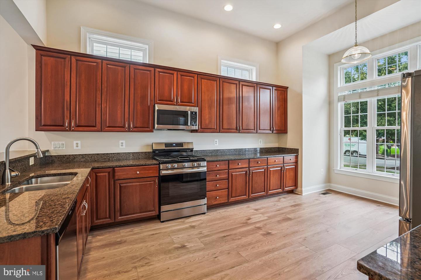 15463 LEGACY WAY, HAYMARKET, Virginia 20169, 3 Bedrooms Bedrooms, 13 Rooms Rooms,3 BathroomsBathrooms,Residential,For sale,15463 LEGACY WAY,VAPW2101084 MLS # VAPW2101084