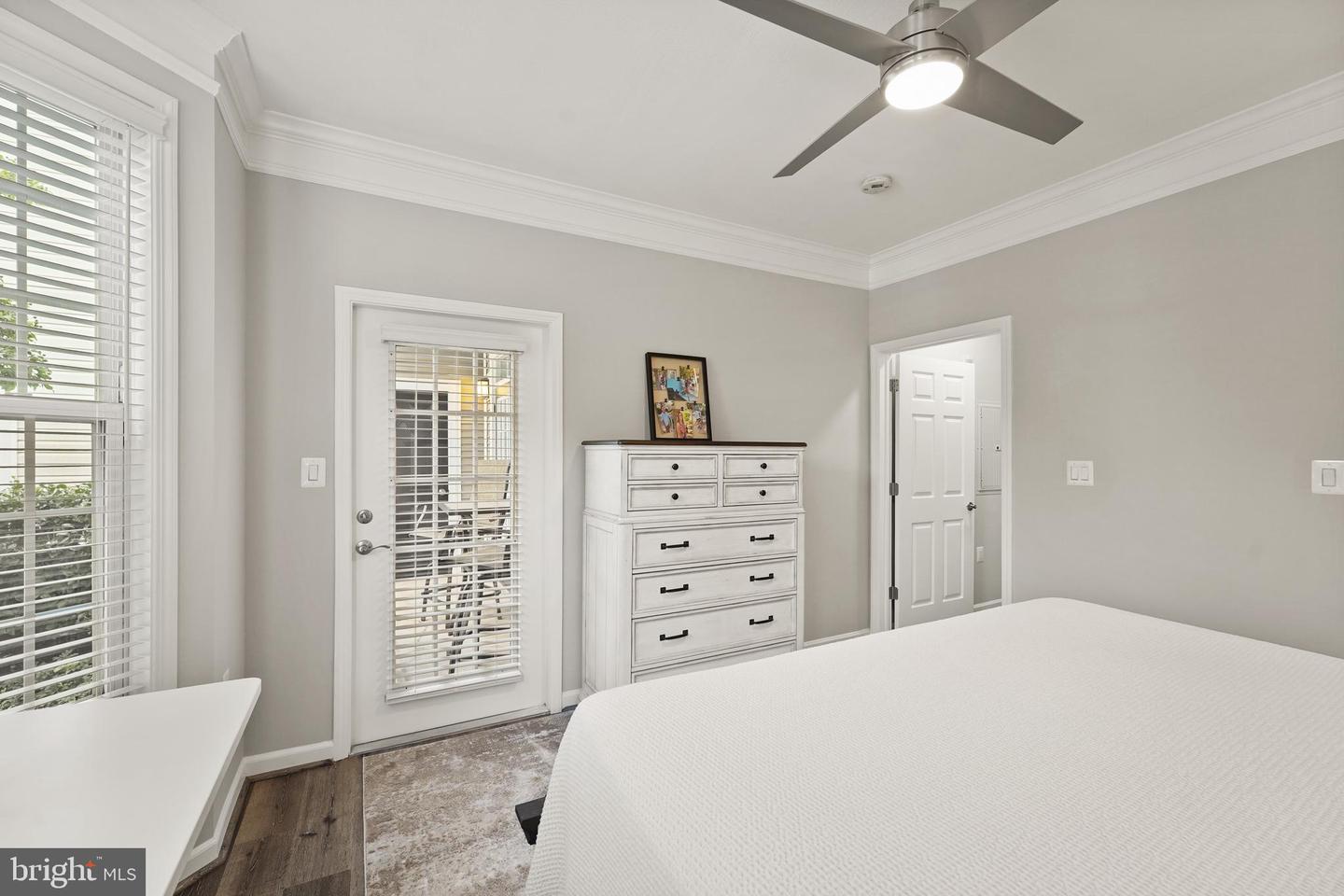 502 SUNSET VIEW TER SE #107, LEESBURG, Virginia 20175, 1 Bedroom Bedrooms, 6 Rooms Rooms,1 BathroomBathrooms,Residential,For sale,502 SUNSET VIEW TER SE #107,VALO2104218 MLS # VALO2104218