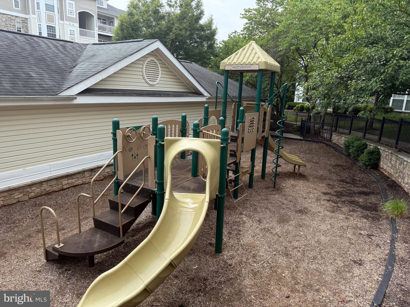 502 SUNSET VIEW TER SE #107, LEESBURG, Virginia 20175, 1 Bedroom Bedrooms, 6 Rooms Rooms,1 BathroomBathrooms,Residential,For sale,502 SUNSET VIEW TER SE #107,VALO2104218 MLS # VALO2104218