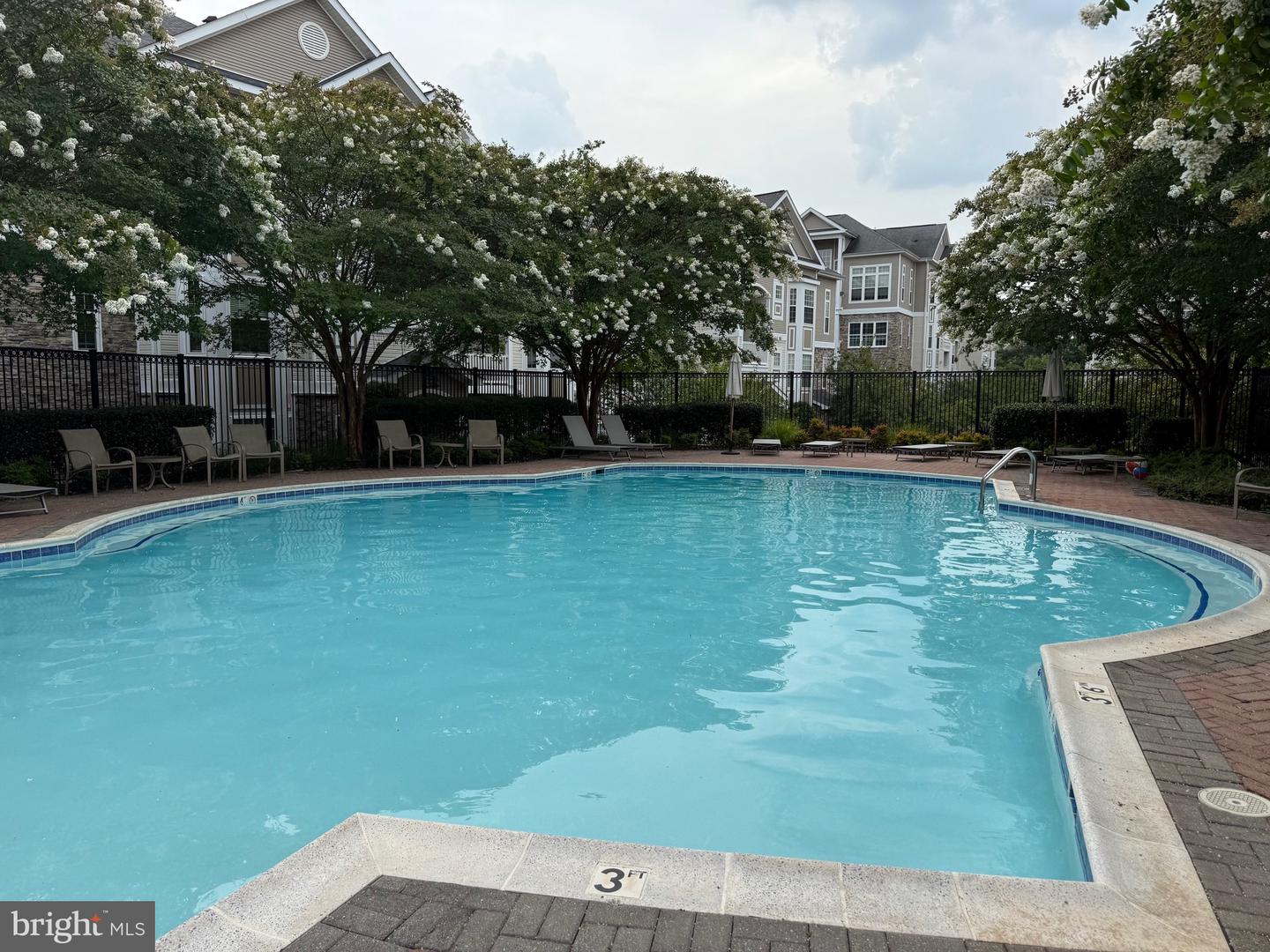 502 SUNSET VIEW TER SE #107, LEESBURG, Virginia 20175, 1 Bedroom Bedrooms, 6 Rooms Rooms,1 BathroomBathrooms,Residential,For sale,502 SUNSET VIEW TER SE #107,VALO2104218 MLS # VALO2104218