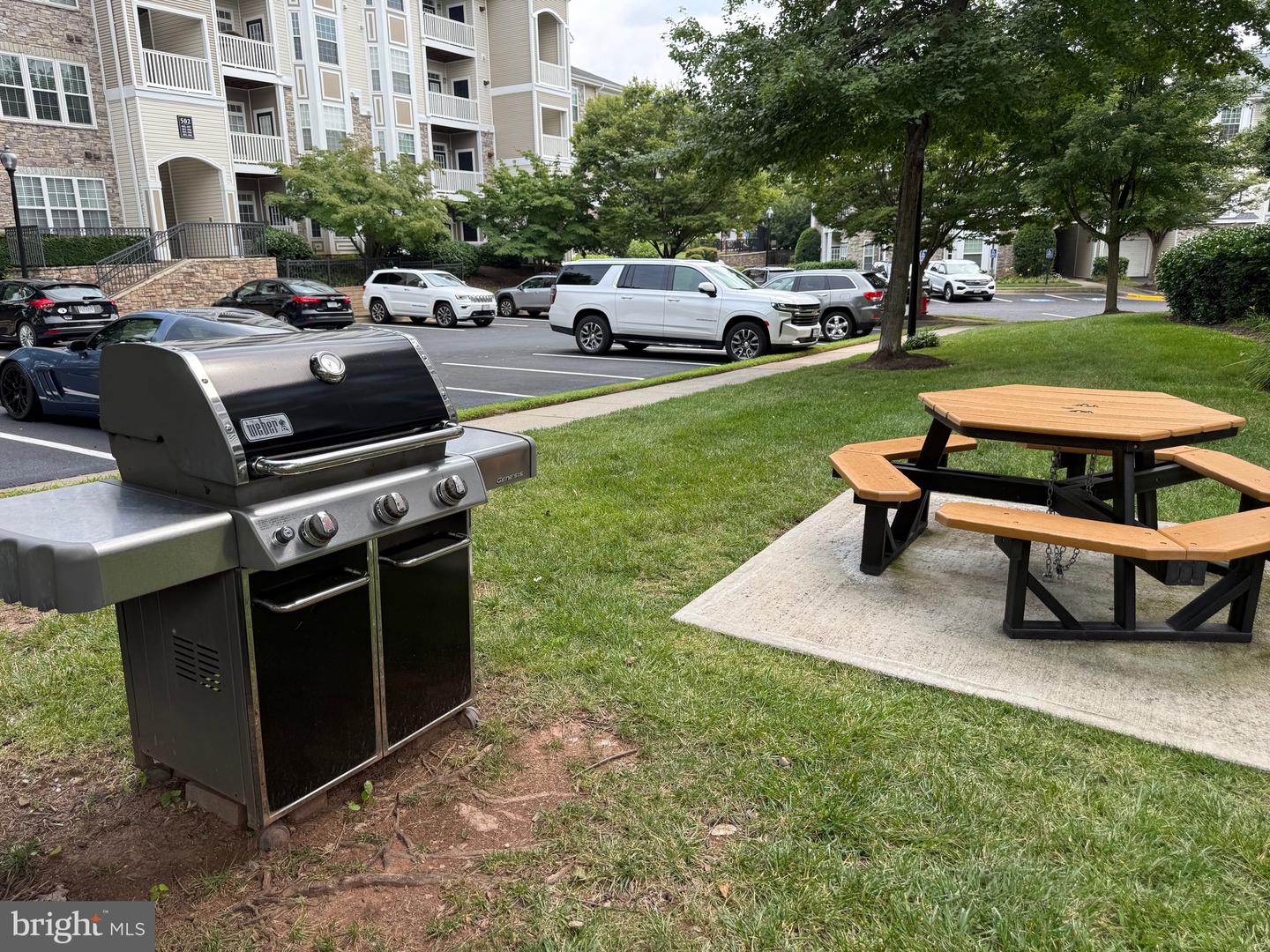 502 SUNSET VIEW TER SE #107, LEESBURG, Virginia 20175, 1 Bedroom Bedrooms, 6 Rooms Rooms,1 BathroomBathrooms,Residential,For sale,502 SUNSET VIEW TER SE #107,VALO2104218 MLS # VALO2104218