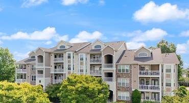 502 SUNSET VIEW TER SE #107, LEESBURG, Virginia 20175, 1 Bedroom Bedrooms, 6 Rooms Rooms,1 BathroomBathrooms,Residential,For sale,502 SUNSET VIEW TER SE #107,VALO2104218 MLS # VALO2104218