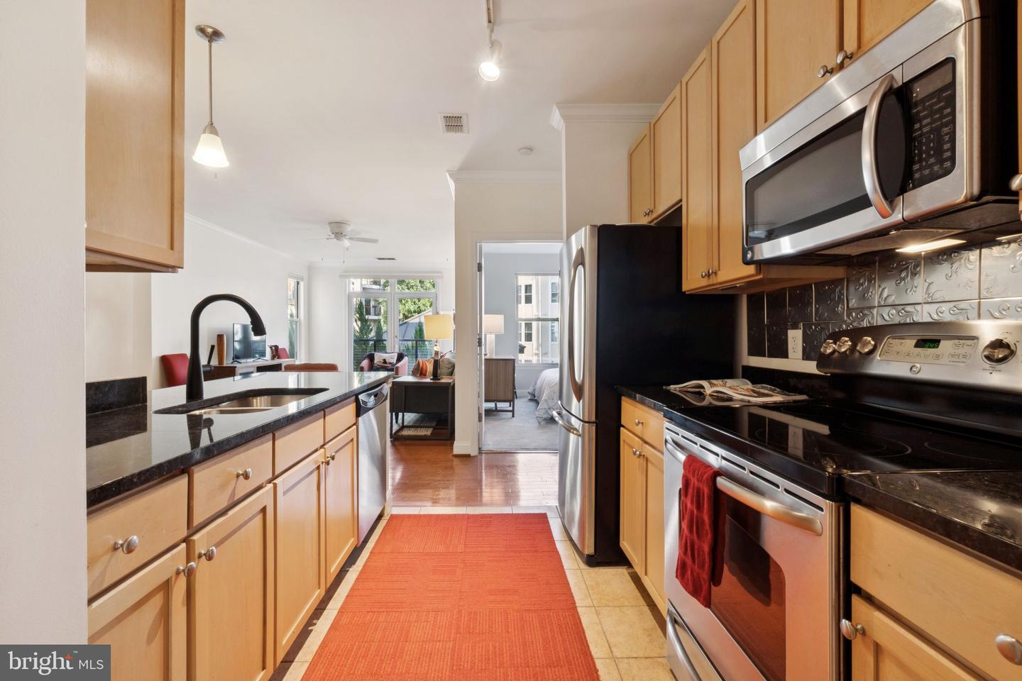 1391 PENNSYLVANIA AVE SE #352, WASHINGTON, District Of Columbia 20003, 2 Bedrooms Bedrooms, ,2 BathroomsBathrooms,Residential,For sale,1391 PENNSYLVANIA AVE SE #352,DCDC2214438 MLS # DCDC2214438