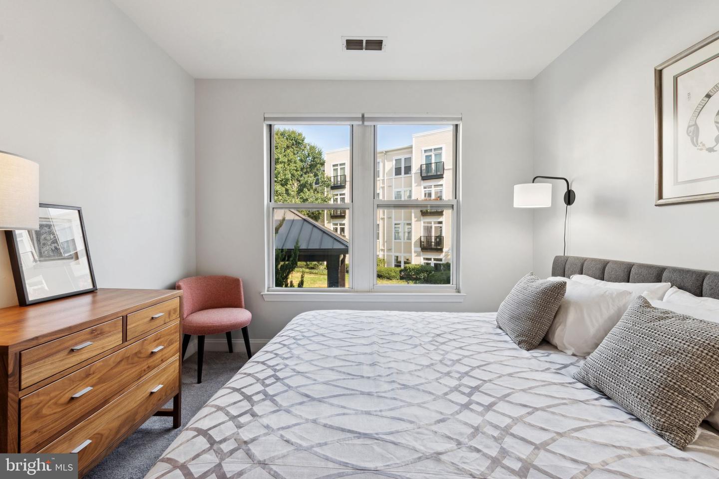 1391 PENNSYLVANIA AVE SE #352, WASHINGTON, District Of Columbia 20003, 2 Bedrooms Bedrooms, ,2 BathroomsBathrooms,Residential,For sale,1391 PENNSYLVANIA AVE SE #352,DCDC2214438 MLS # DCDC2214438