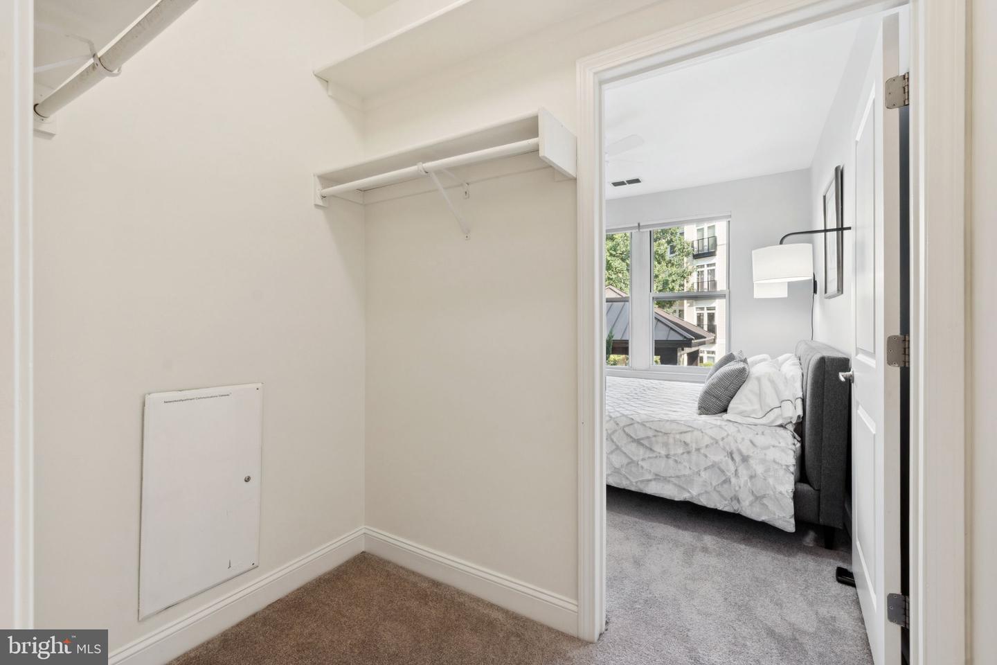 1391 PENNSYLVANIA AVE SE #352, WASHINGTON, District Of Columbia 20003, 2 Bedrooms Bedrooms, ,2 BathroomsBathrooms,Residential,For sale,1391 PENNSYLVANIA AVE SE #352,DCDC2214438 MLS # DCDC2214438