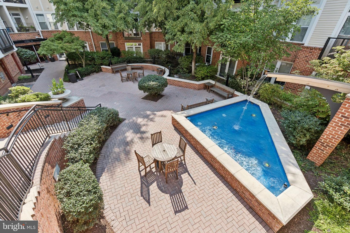1391 PENNSYLVANIA AVE SE #352, WASHINGTON, District Of Columbia 20003, 2 Bedrooms Bedrooms, ,2 BathroomsBathrooms,Residential,For sale,1391 PENNSYLVANIA AVE SE #352,DCDC2214438 MLS # DCDC2214438