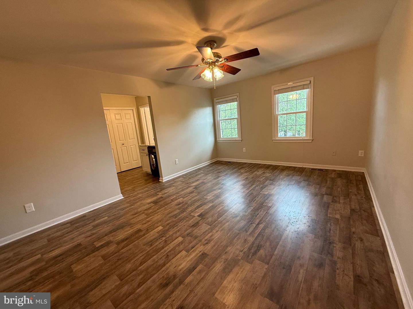 3102 BRADFORD WOOD CT, OAKTON, Virginia 22124, 4 Bedrooms Bedrooms, 12 Rooms Rooms,4 BathroomsBathrooms,Residential,For sale,3102 BRADFORD WOOD CT,VAFX2260278 MLS # VAFX2260278