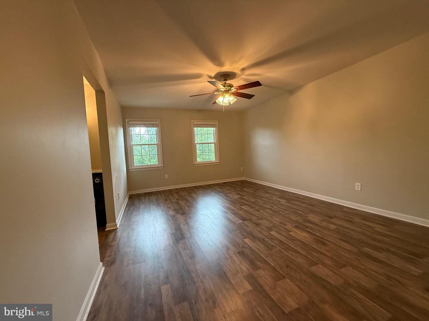 3102 BRADFORD WOOD CT, OAKTON, Virginia 22124, 4 Bedrooms Bedrooms, 12 Rooms Rooms,4 BathroomsBathrooms,Residential,For sale,3102 BRADFORD WOOD CT,VAFX2260278 MLS # VAFX2260278