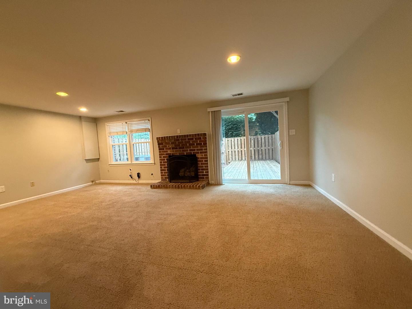 3102 BRADFORD WOOD CT, OAKTON, Virginia 22124, 4 Bedrooms Bedrooms, 12 Rooms Rooms,4 BathroomsBathrooms,Residential,For sale,3102 BRADFORD WOOD CT,VAFX2260278 MLS # VAFX2260278