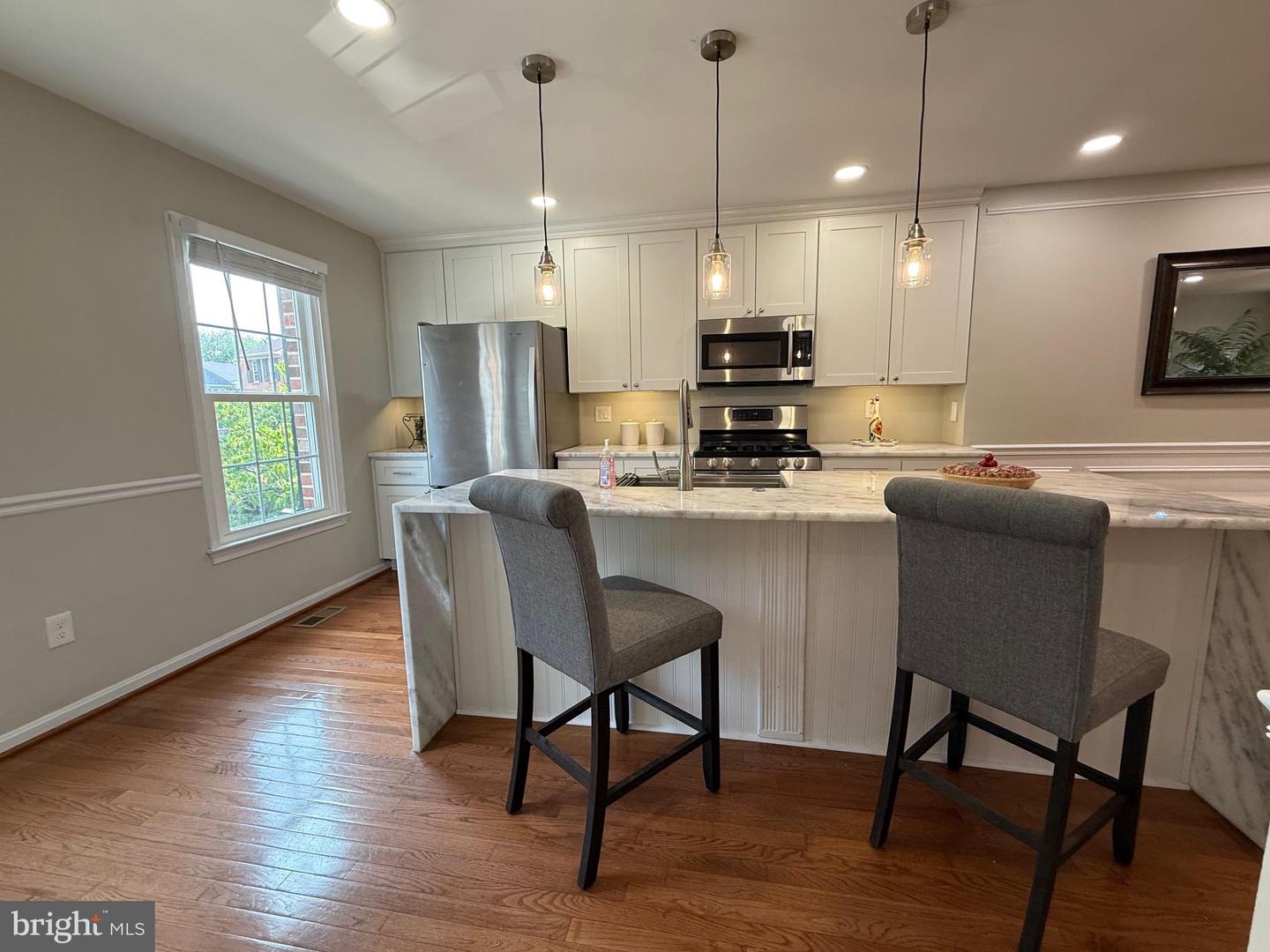 3102 BRADFORD WOOD CT, OAKTON, Virginia 22124, 4 Bedrooms Bedrooms, 12 Rooms Rooms,4 BathroomsBathrooms,Residential,For sale,3102 BRADFORD WOOD CT,VAFX2260278 MLS # VAFX2260278