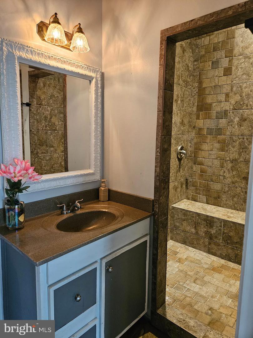 222 AUSTIN DR, STAFFORD, Virginia 22556, 3 Bedrooms Bedrooms, ,2 BathroomsBathrooms,Residential,For sale,222 AUSTIN DR,VAST2041666 MLS # VAST2041666