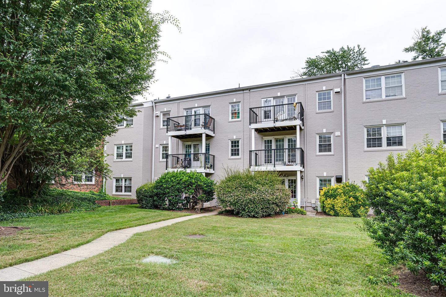 9473 FAIRFAX BLVD #104, FAIRFAX, Virginia 22031, 2 Bedrooms Bedrooms, ,1 BathroomBathrooms,Residential,For sale,9473 FAIRFAX BLVD #104,VAFC2006760 MLS # VAFC2006760