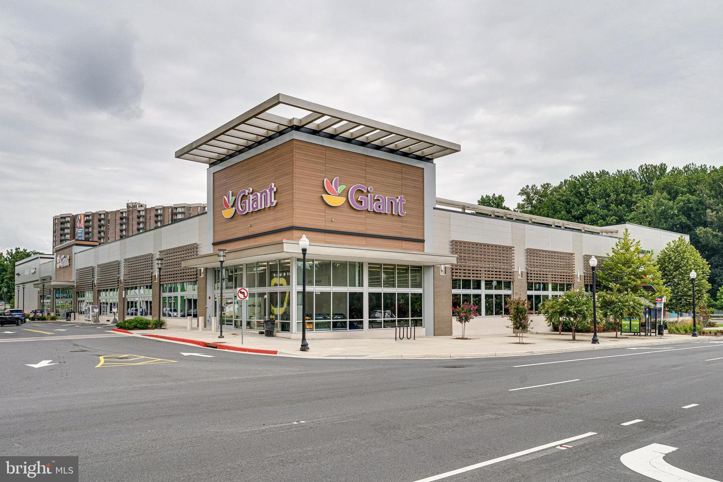 9473 FAIRFAX BLVD #104, FAIRFAX, Virginia 22031, 2 Bedrooms Bedrooms, ,1 BathroomBathrooms,Residential,For sale,9473 FAIRFAX BLVD #104,VAFC2006760 MLS # VAFC2006760