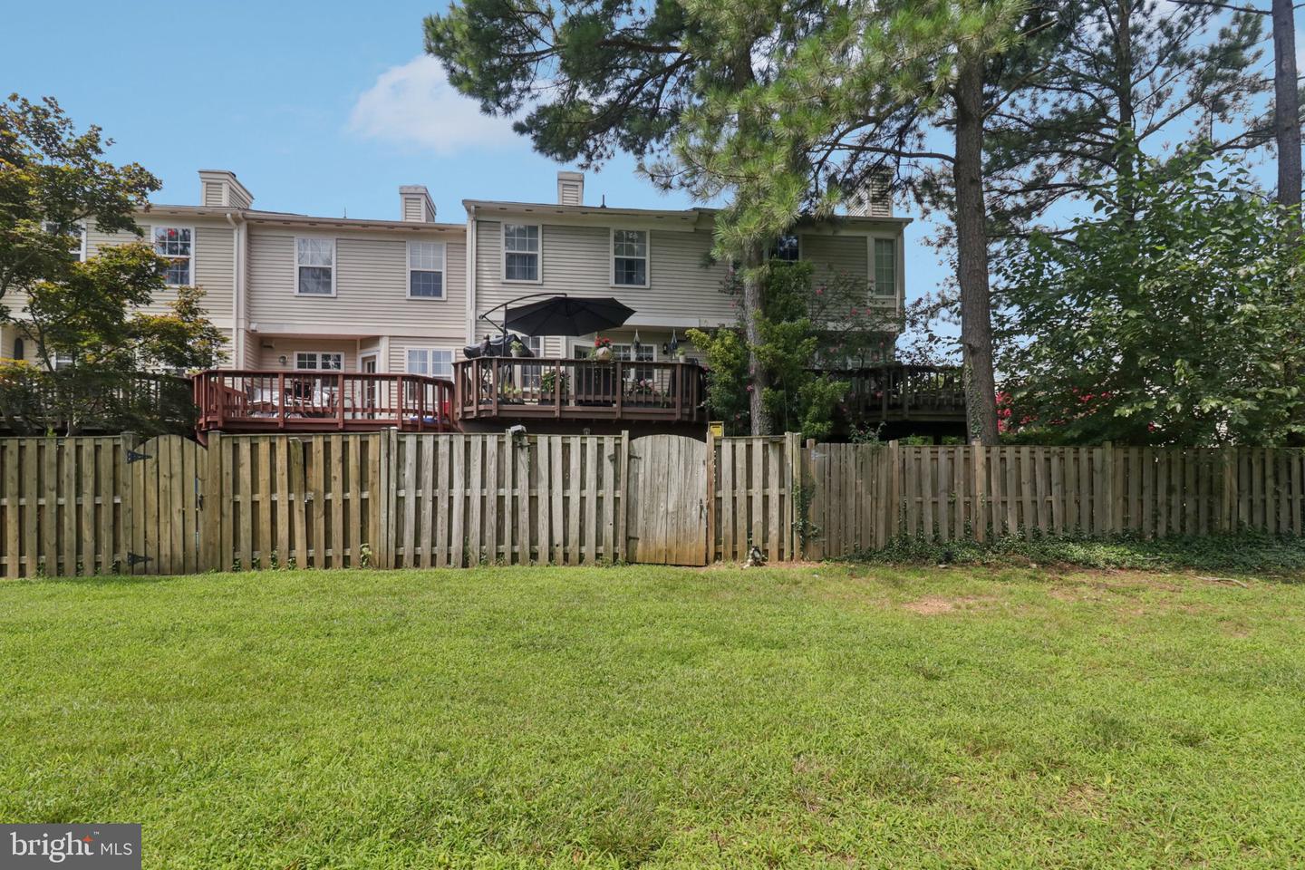 5717 EVERGREEN KNOLL CT, ALEXANDRIA, Virginia 22303, 3 Bedrooms Bedrooms, ,3 BathroomsBathrooms,Residential,For sale,5717 EVERGREEN KNOLL CT,VAFX2260314 MLS # VAFX2260314