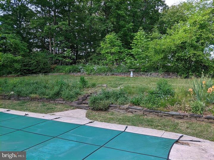 4837 RANDOLPH DR, ANNANDALE, Virginia 22003, 4 Bedrooms Bedrooms, ,3 BathroomsBathrooms,Residential,For sale,4837 RANDOLPH DR,VAFX2260316 MLS # VAFX2260316