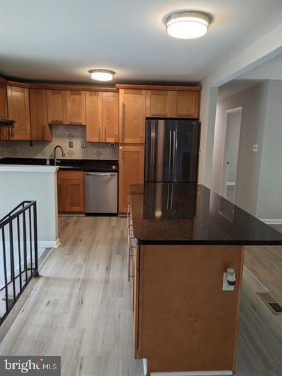 4837 RANDOLPH DR, ANNANDALE, Virginia 22003, 4 Bedrooms Bedrooms, ,3 BathroomsBathrooms,Residential,For sale,4837 RANDOLPH DR,VAFX2260316 MLS # VAFX2260316