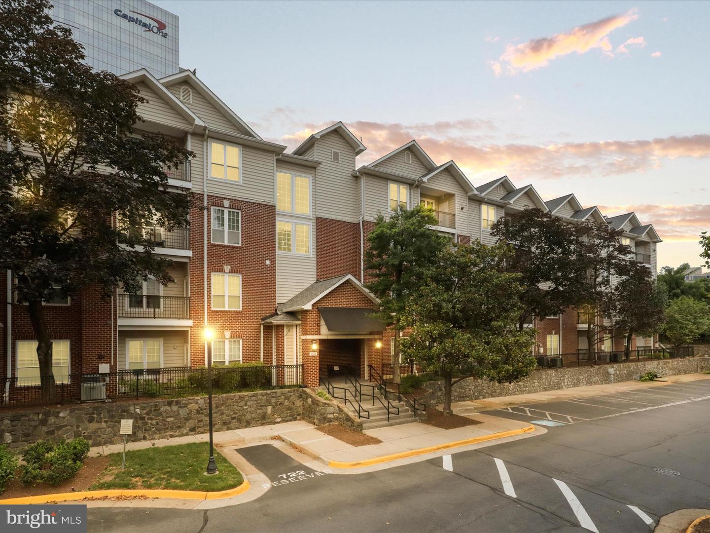 1521 SPRING GATE DR #10107, MCLEAN, Virginia 22102, 1 Bedroom Bedrooms, ,1 BathroomBathrooms,Residential,For sale,1521 SPRING GATE DR #10107,VAFX2260320 MLS # VAFX2260320
