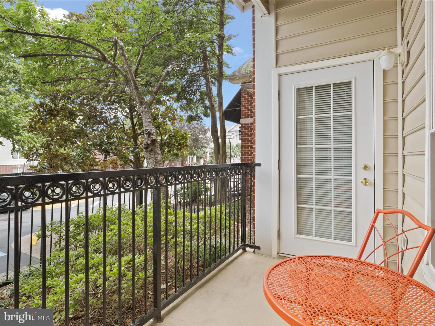 1521 SPRING GATE DR #10107, MCLEAN, Virginia 22102, 1 Bedroom Bedrooms, ,1 BathroomBathrooms,Residential,For sale,1521 SPRING GATE DR #10107,VAFX2260320 MLS # VAFX2260320