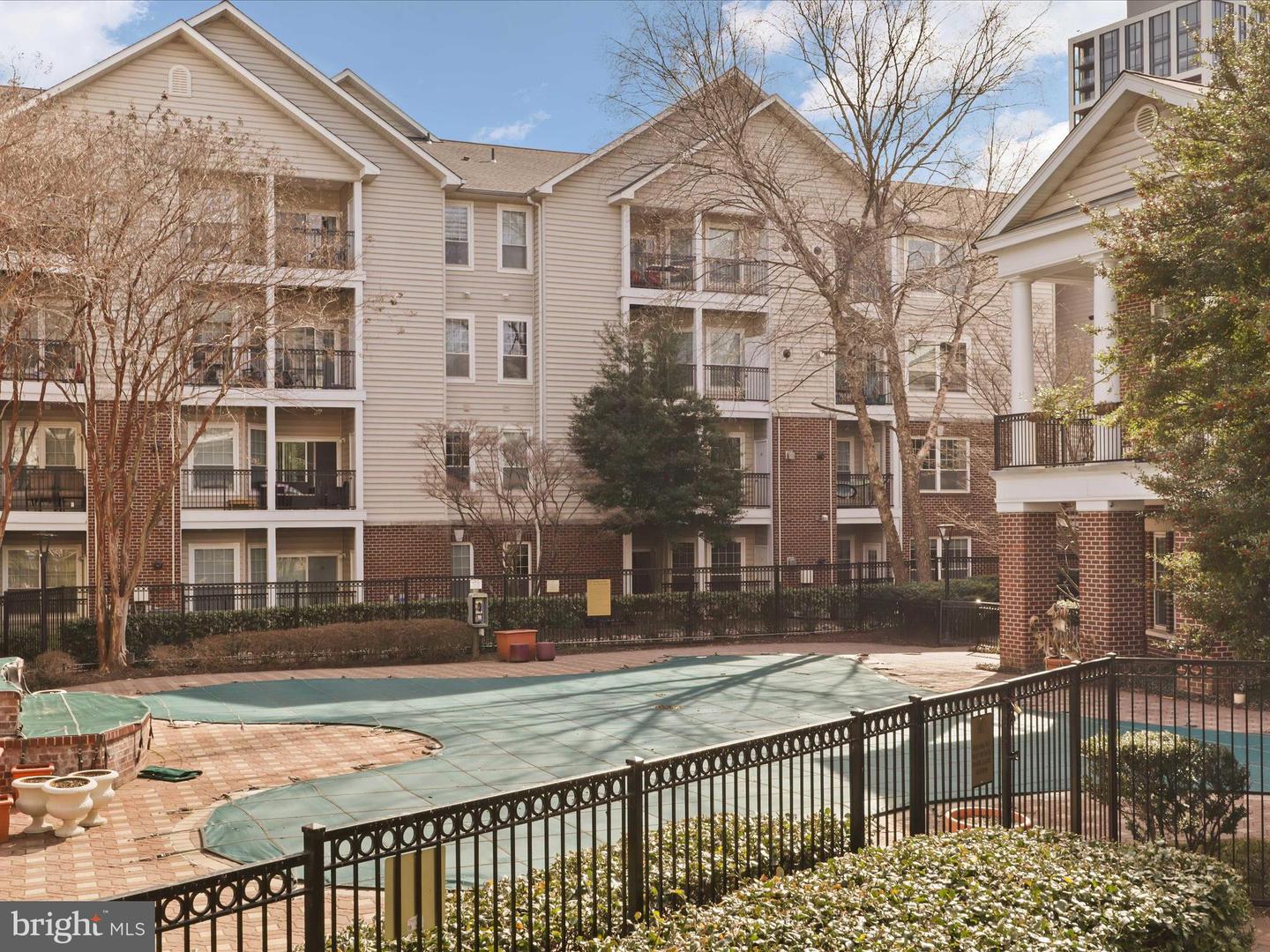1521 SPRING GATE DR #10107, MCLEAN, Virginia 22102, 1 Bedroom Bedrooms, ,1 BathroomBathrooms,Residential,For sale,1521 SPRING GATE DR #10107,VAFX2260320 MLS # VAFX2260320