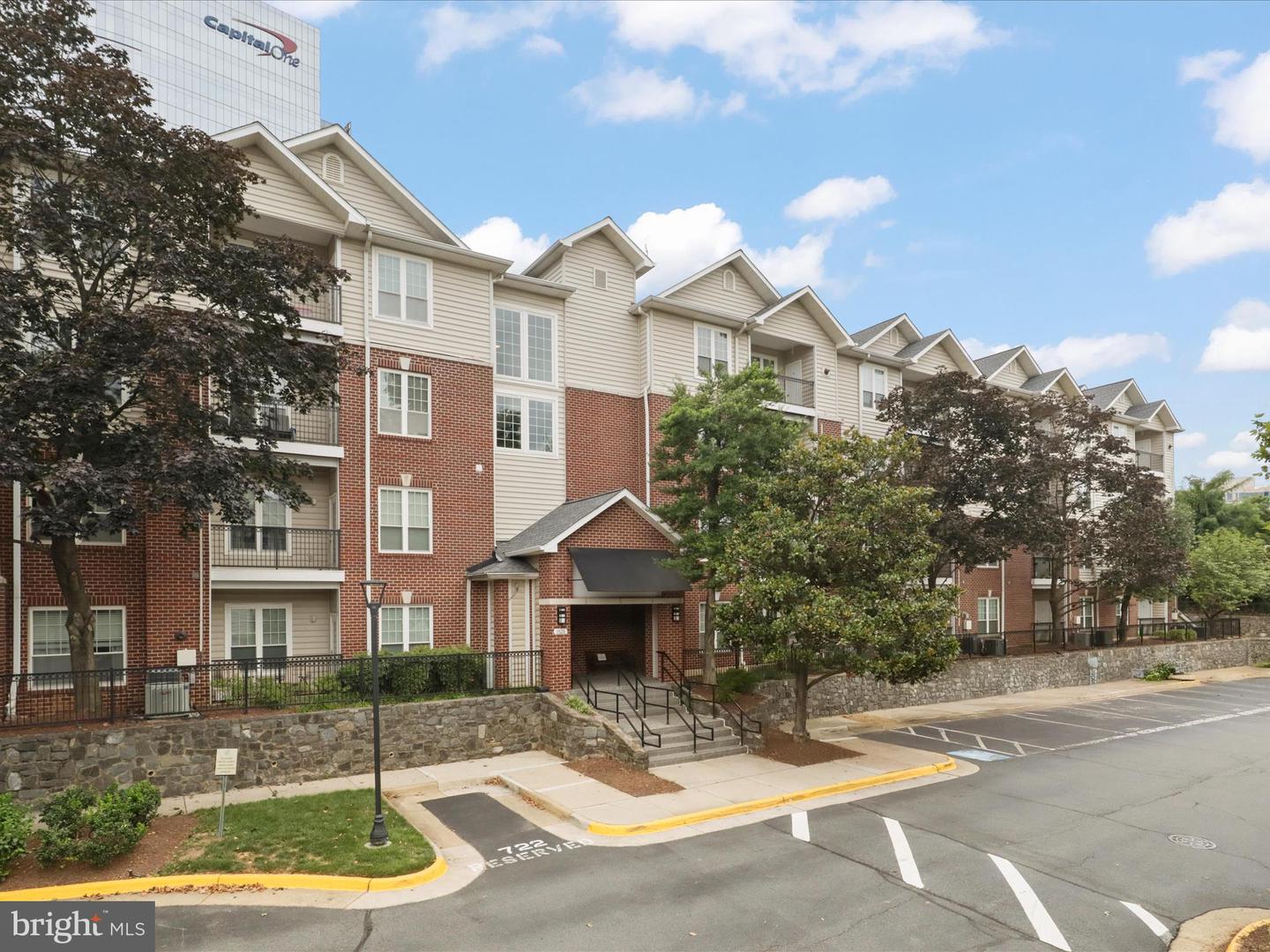 1521 SPRING GATE DR #10107, MCLEAN, Virginia 22102, 1 Bedroom Bedrooms, ,1 BathroomBathrooms,Residential,For sale,1521 SPRING GATE DR #10107,VAFX2260320 MLS # VAFX2260320