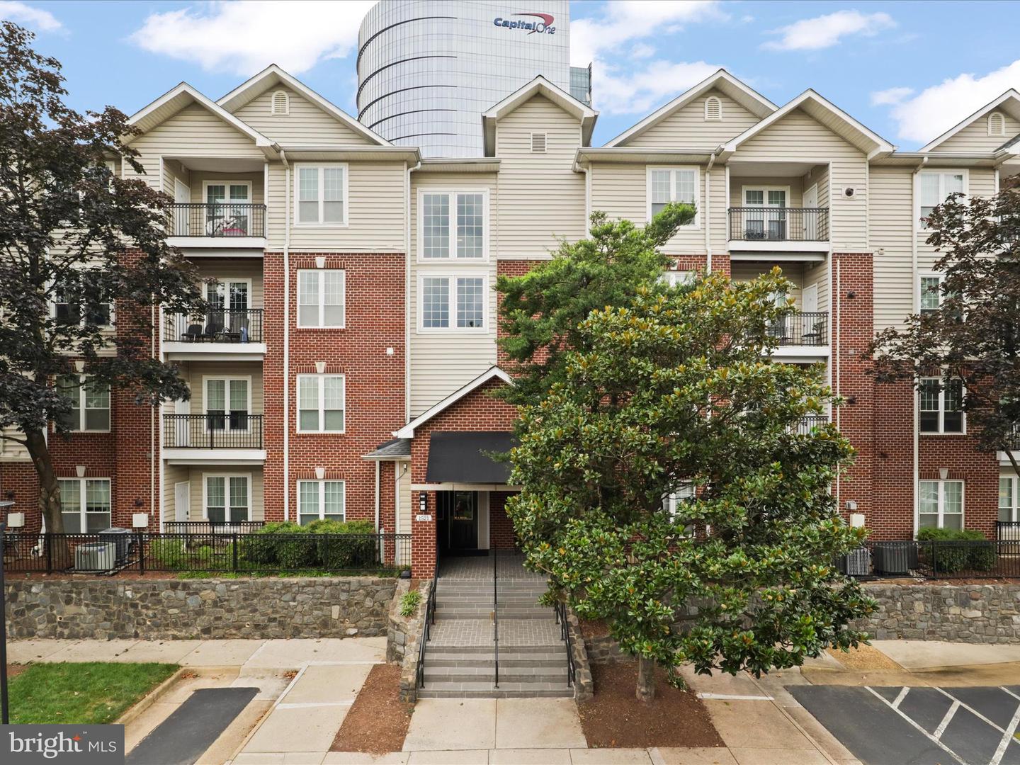 1521 SPRING GATE DR #10107, MCLEAN, Virginia 22102, 1 Bedroom Bedrooms, ,1 BathroomBathrooms,Residential,For sale,1521 SPRING GATE DR #10107,VAFX2260320 MLS # VAFX2260320