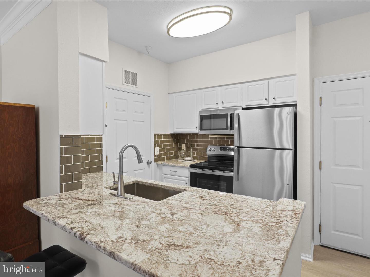 1521 SPRING GATE DR #10107, MCLEAN, Virginia 22102, 1 Bedroom Bedrooms, ,1 BathroomBathrooms,Residential,For sale,1521 SPRING GATE DR #10107,VAFX2260320 MLS # VAFX2260320