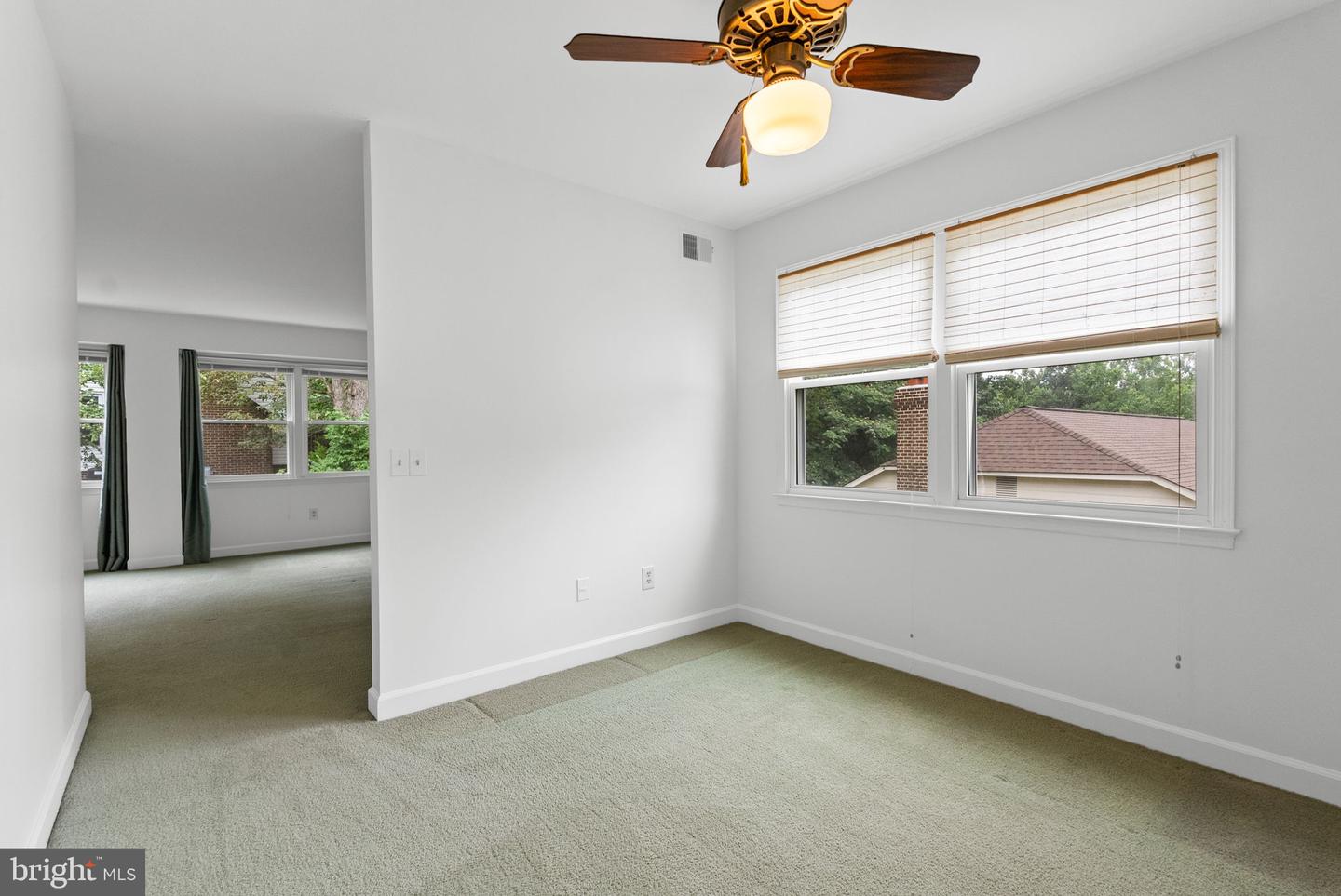 8907 GLADE HILL RD, FAIRFAX, Virginia 22031, 4 Bedrooms Bedrooms, ,2 BathroomsBathrooms,Residential,For sale,8907 GLADE HILL RD,VAFX2260328 MLS # VAFX2260328