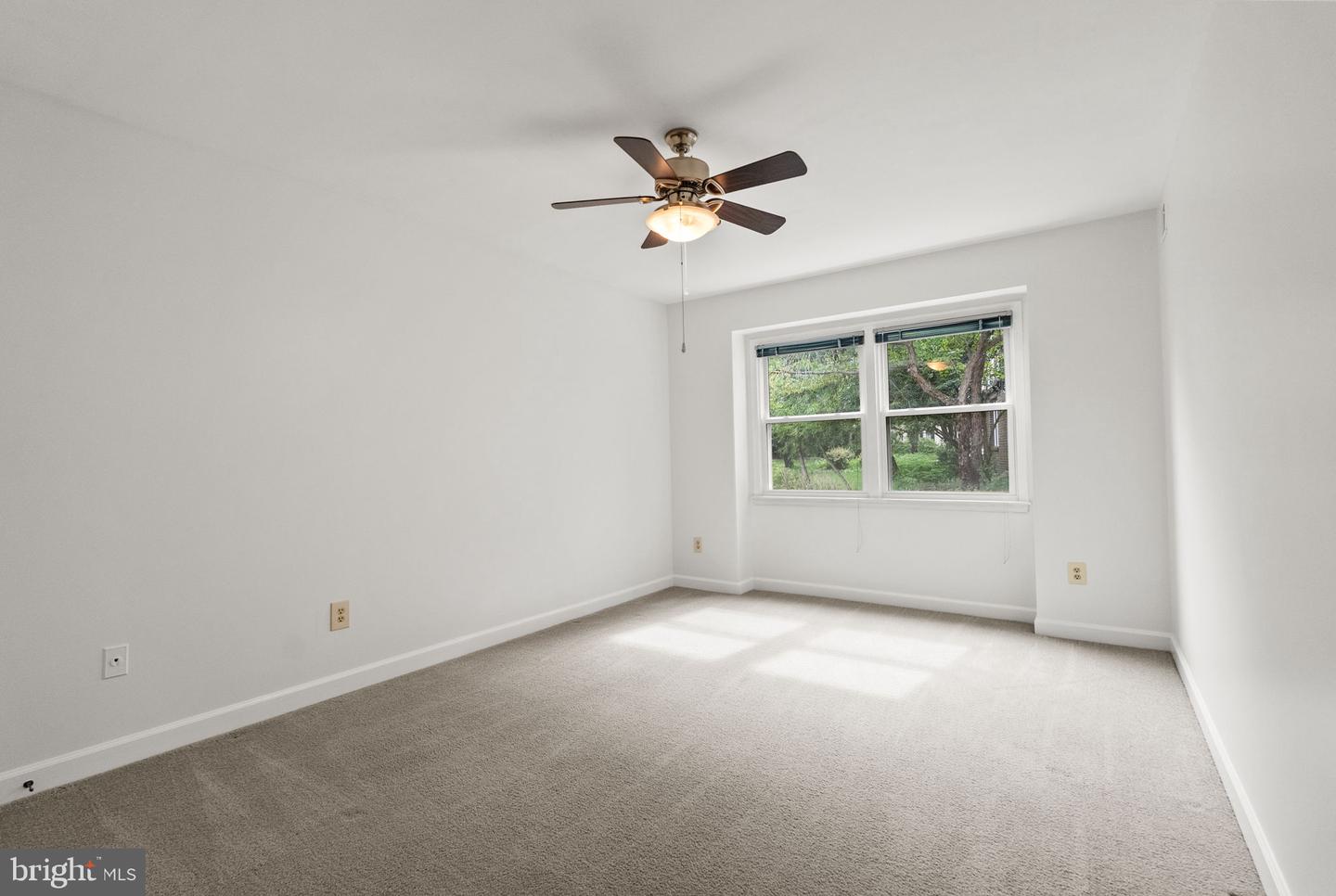 8907 GLADE HILL RD, FAIRFAX, Virginia 22031, 4 Bedrooms Bedrooms, ,2 BathroomsBathrooms,Residential,For sale,8907 GLADE HILL RD,VAFX2260328 MLS # VAFX2260328