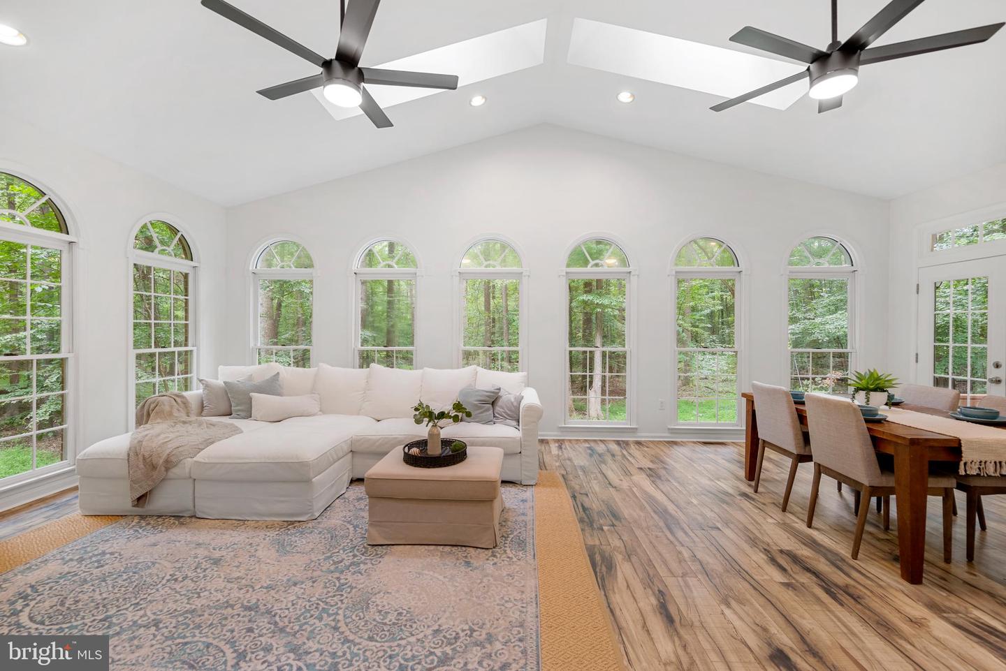 6536 LITTLE OX RD, FAIRFAX STATION, Virginia 22039, 4 Bedrooms Bedrooms, ,3 BathroomsBathrooms,Residential,For sale,6536 LITTLE OX RD,VAFX2260380 MLS # VAFX2260380