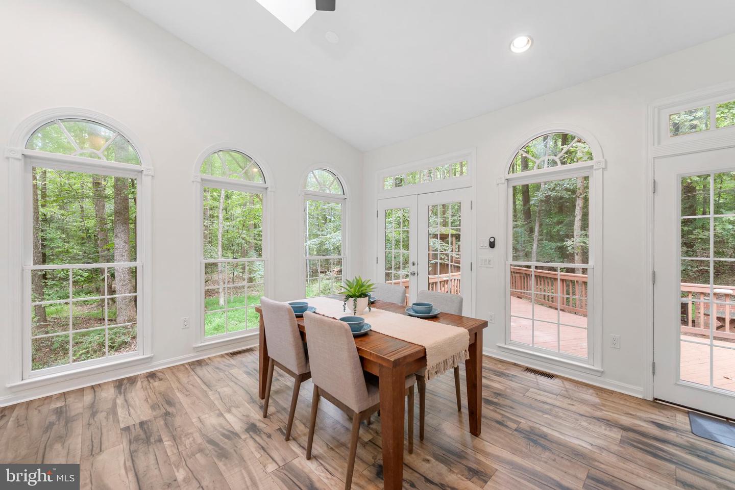 6536 LITTLE OX RD, FAIRFAX STATION, Virginia 22039, 4 Bedrooms Bedrooms, ,3 BathroomsBathrooms,Residential,For sale,6536 LITTLE OX RD,VAFX2260380 MLS # VAFX2260380