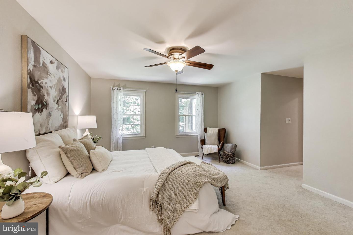 6536 LITTLE OX RD, FAIRFAX STATION, Virginia 22039, 4 Bedrooms Bedrooms, ,3 BathroomsBathrooms,Residential,For sale,6536 LITTLE OX RD,VAFX2260380 MLS # VAFX2260380