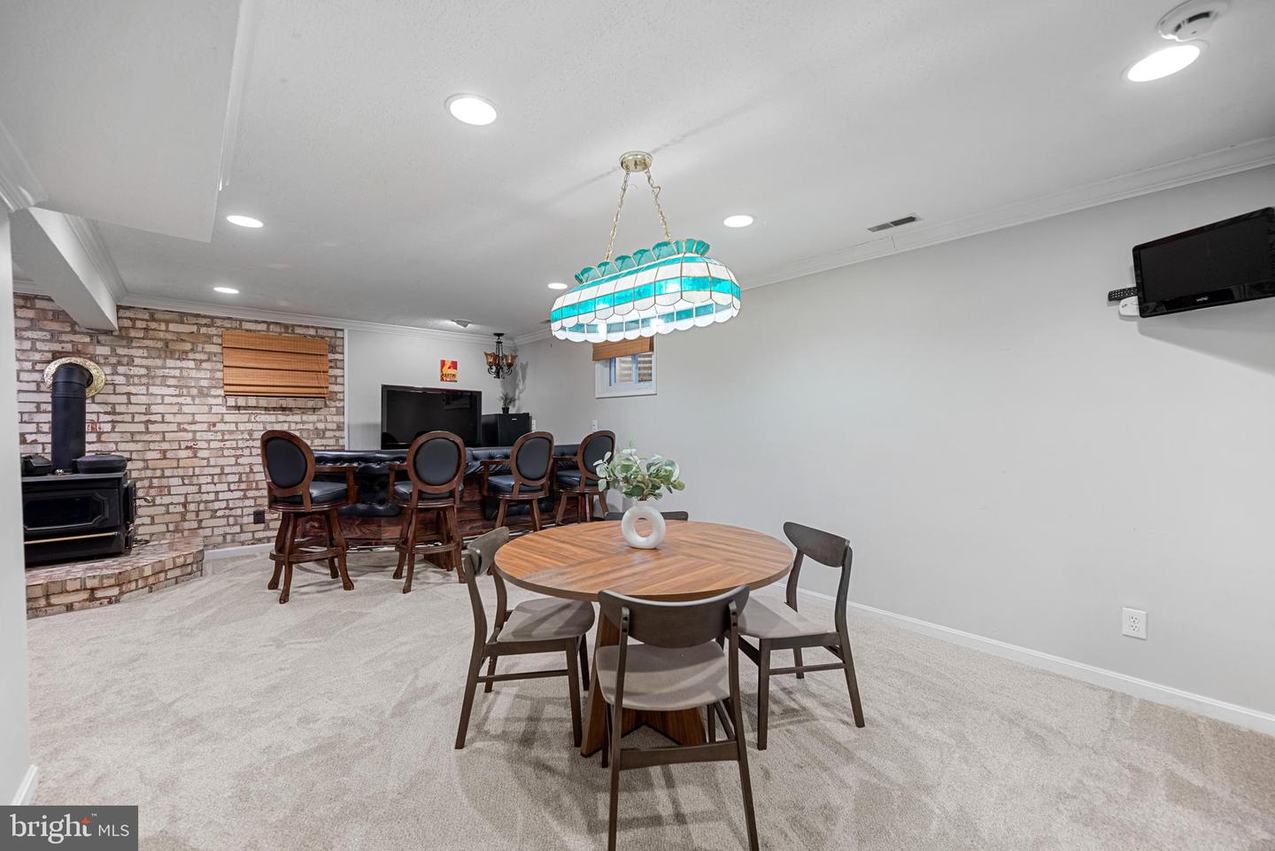 6536 LITTLE OX RD, FAIRFAX STATION, Virginia 22039, 4 Bedrooms Bedrooms, ,3 BathroomsBathrooms,Residential,For sale,6536 LITTLE OX RD,VAFX2260380 MLS # VAFX2260380