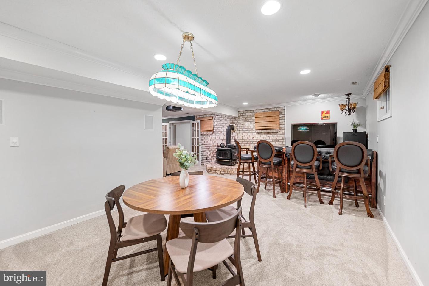 6536 LITTLE OX RD, FAIRFAX STATION, Virginia 22039, 4 Bedrooms Bedrooms, ,3 BathroomsBathrooms,Residential,For sale,6536 LITTLE OX RD,VAFX2260380 MLS # VAFX2260380