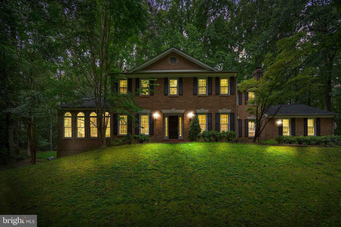 6536 LITTLE OX RD, FAIRFAX STATION, Virginia 22039, 4 Bedrooms Bedrooms, ,3 BathroomsBathrooms,Residential,For sale,6536 LITTLE OX RD,VAFX2260380 MLS # VAFX2260380