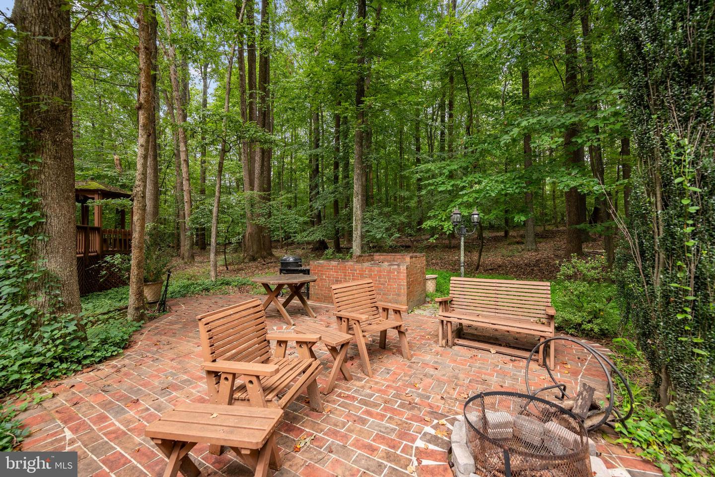 6536 LITTLE OX RD, FAIRFAX STATION, Virginia 22039, 4 Bedrooms Bedrooms, ,3 BathroomsBathrooms,Residential,For sale,6536 LITTLE OX RD,VAFX2260380 MLS # VAFX2260380