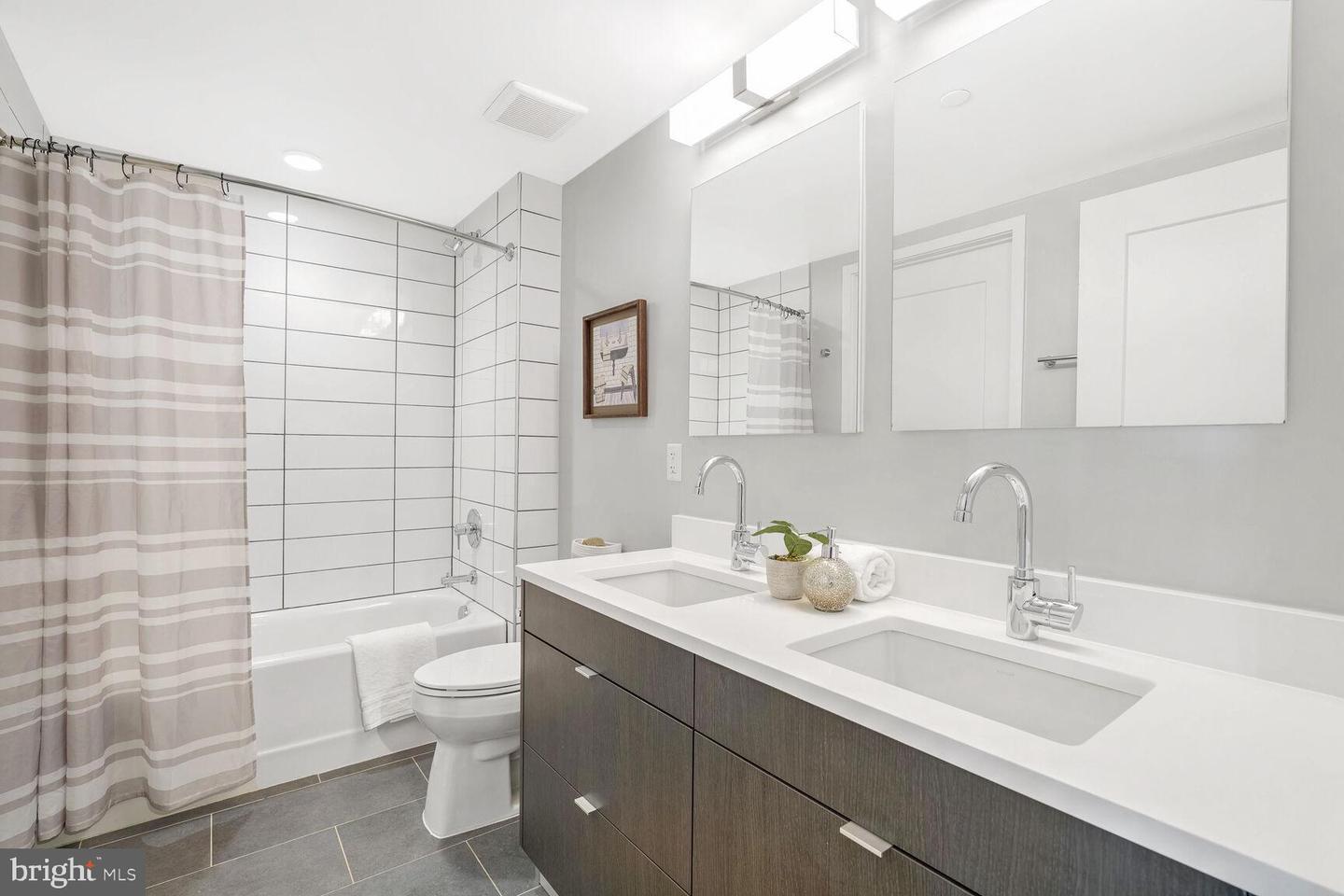 1300 4TH ST SE #413, WASHINGTON, District Of Columbia 20003, 1 Bedroom Bedrooms, ,1 BathroomBathrooms,Residential,For sale,1300 4TH ST SE #413,DCDC2214518 MLS # DCDC2214518