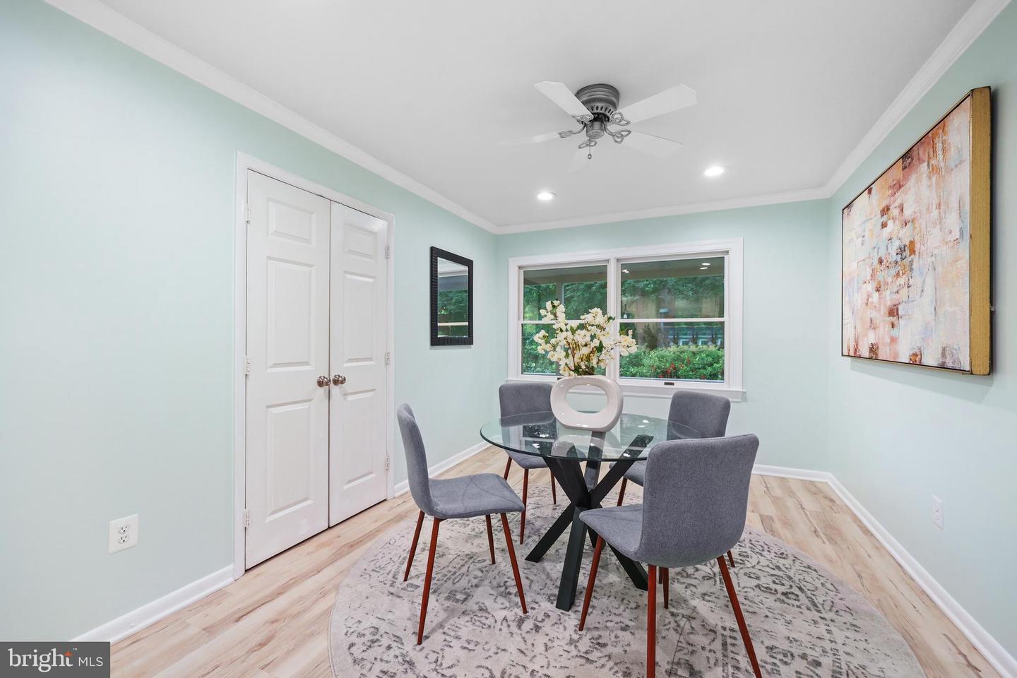 8721 WATERFORD RD, ALEXANDRIA, Virginia 22308, 5 Bedrooms Bedrooms, ,3 BathroomsBathrooms,Residential,For sale,8721 WATERFORD RD,VAFX2260496 MLS # VAFX2260496