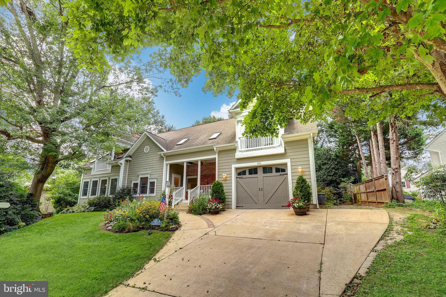 8721 WATERFORD RD, ALEXANDRIA, Virginia 22308, 5 Bedrooms Bedrooms, ,3 BathroomsBathrooms,Residential,For sale,8721 WATERFORD RD,VAFX2260496 MLS # VAFX2260496
