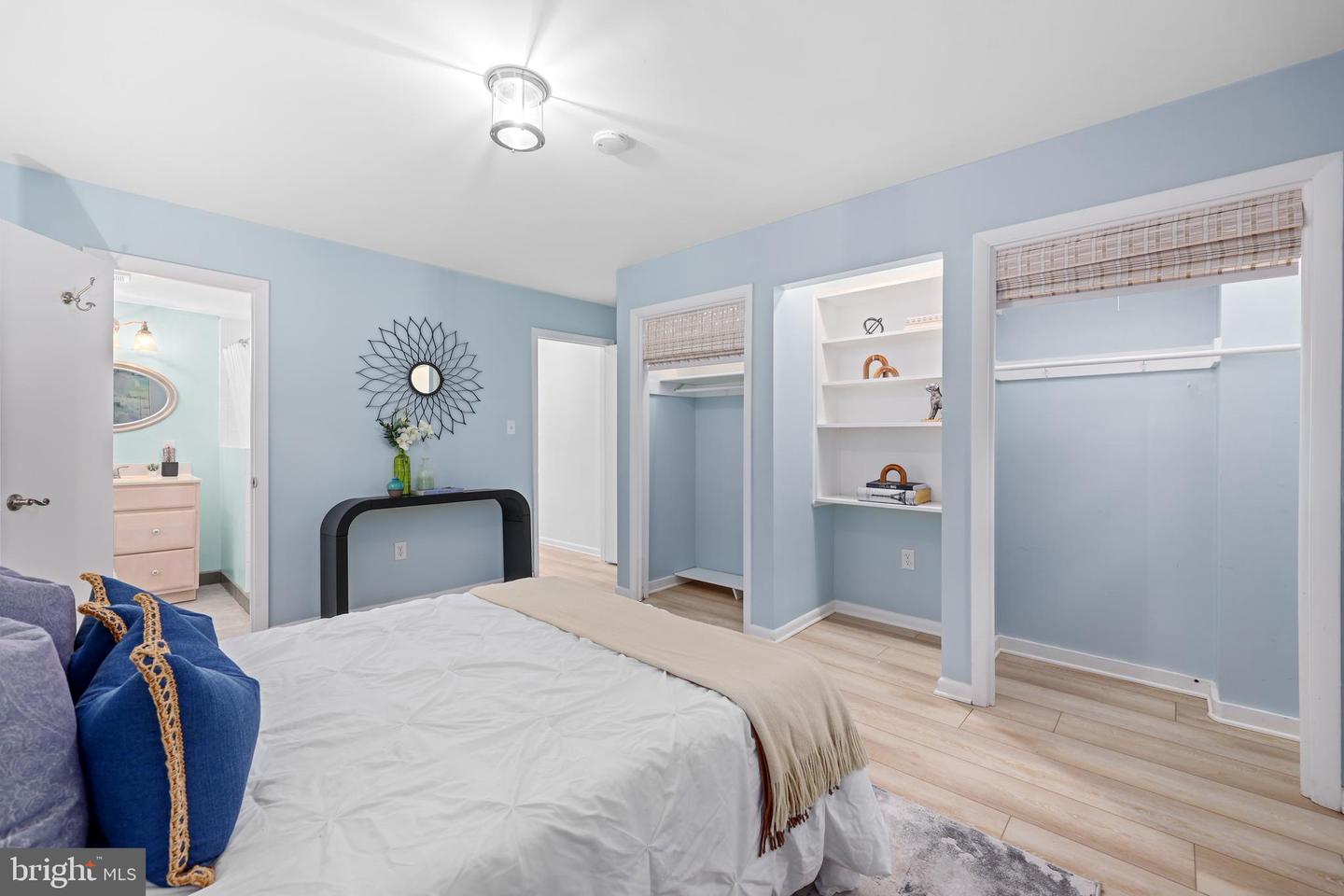 8721 WATERFORD RD, ALEXANDRIA, Virginia 22308, 5 Bedrooms Bedrooms, ,3 BathroomsBathrooms,Residential,For sale,8721 WATERFORD RD,VAFX2260496 MLS # VAFX2260496