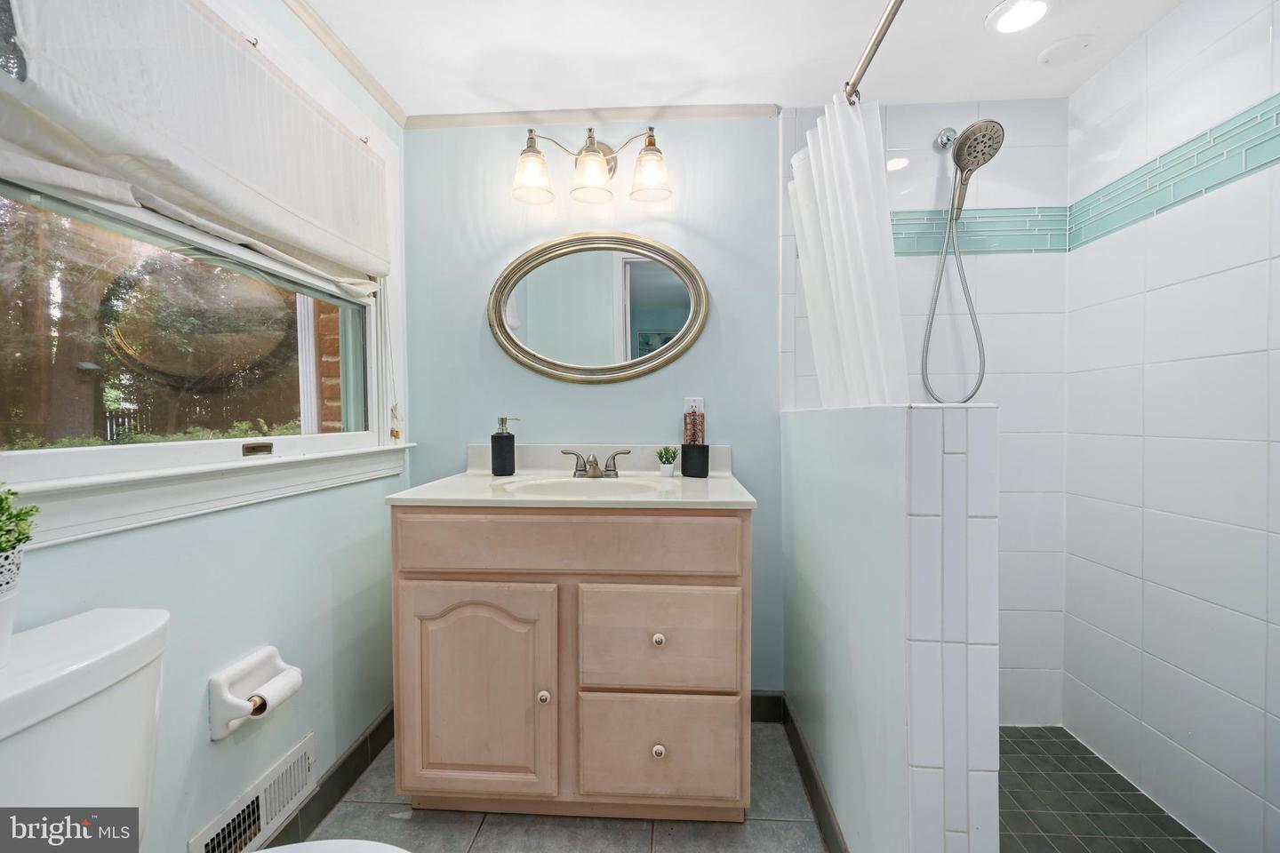 8721 WATERFORD RD, ALEXANDRIA, Virginia 22308, 5 Bedrooms Bedrooms, ,3 BathroomsBathrooms,Residential,For sale,8721 WATERFORD RD,VAFX2260496 MLS # VAFX2260496