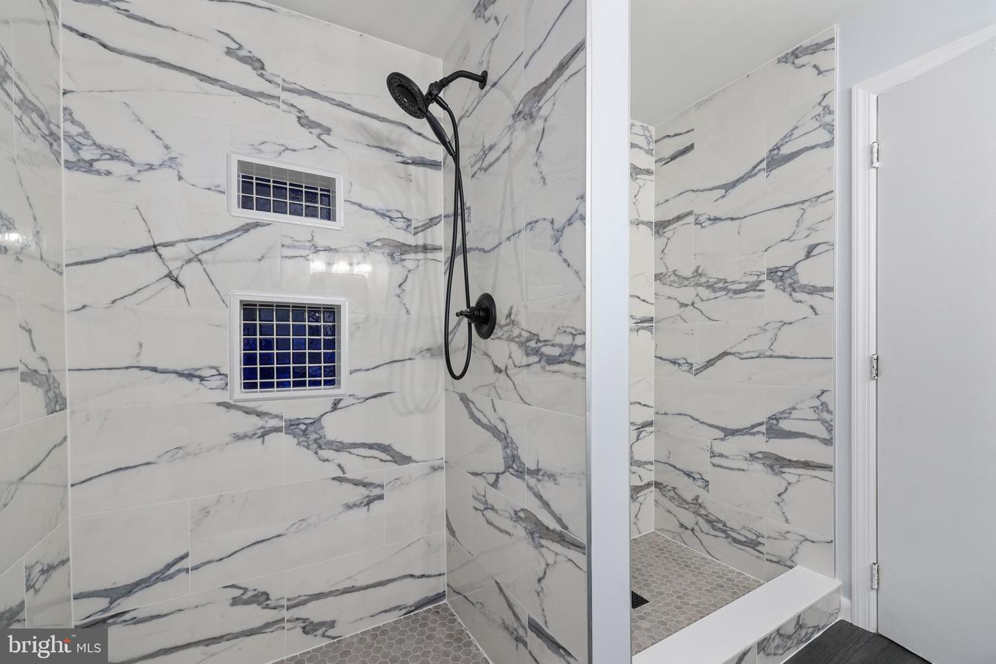 8721 WATERFORD RD, ALEXANDRIA, Virginia 22308, 5 Bedrooms Bedrooms, ,3 BathroomsBathrooms,Residential,For sale,8721 WATERFORD RD,VAFX2260496 MLS # VAFX2260496