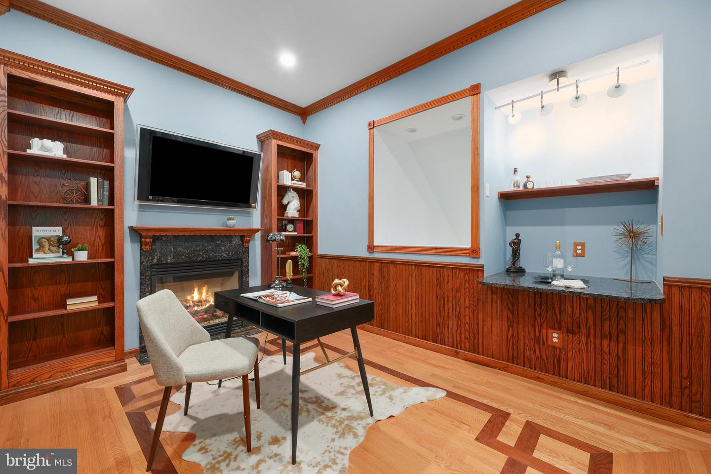 8721 WATERFORD RD, ALEXANDRIA, Virginia 22308, 5 Bedrooms Bedrooms, ,3 BathroomsBathrooms,Residential,For sale,8721 WATERFORD RD,VAFX2260496 MLS # VAFX2260496