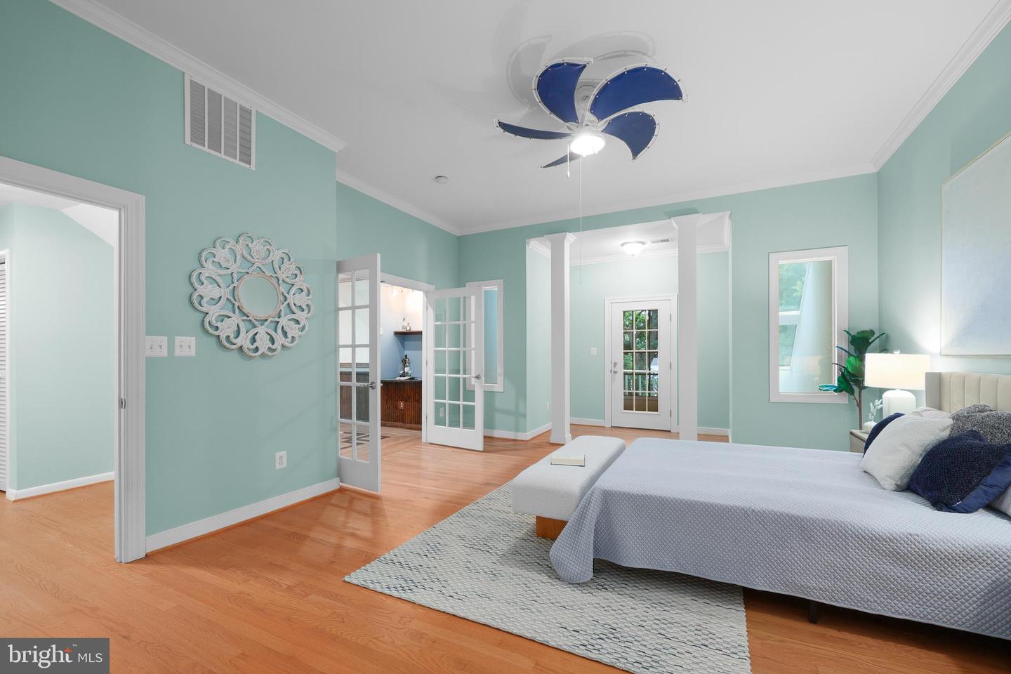 8721 WATERFORD RD, ALEXANDRIA, Virginia 22308, 5 Bedrooms Bedrooms, ,3 BathroomsBathrooms,Residential,For sale,8721 WATERFORD RD,VAFX2260496 MLS # VAFX2260496