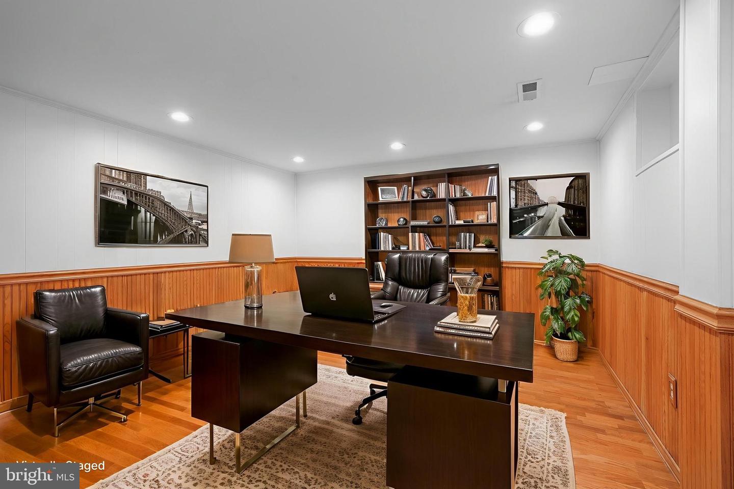 8721 WATERFORD RD, ALEXANDRIA, Virginia 22308, 5 Bedrooms Bedrooms, ,3 BathroomsBathrooms,Residential,For sale,8721 WATERFORD RD,VAFX2260496 MLS # VAFX2260496