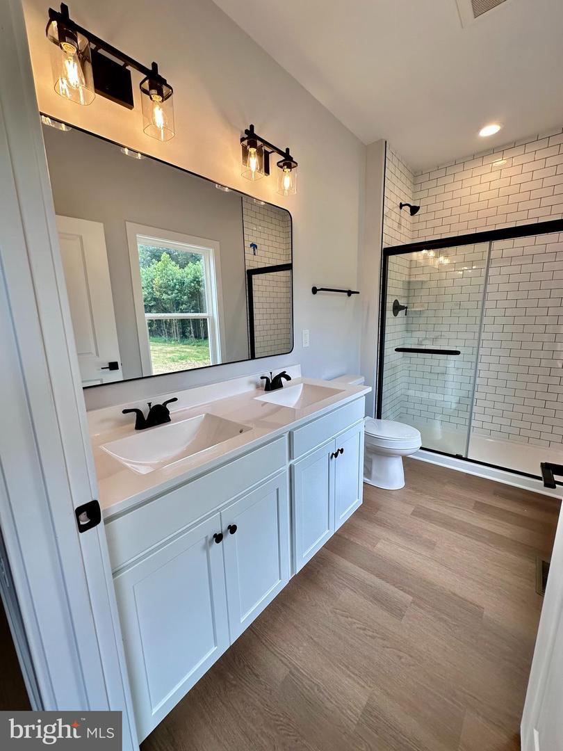 25350 MEADOW BROOK RD, UNIONVILLE, Virginia 22567, 3 Bedrooms Bedrooms, 5 Rooms Rooms,2 BathroomsBathrooms,Residential,For sale,25350 MEADOW BROOK RD,VAOR2010446 MLS # VAOR2010446